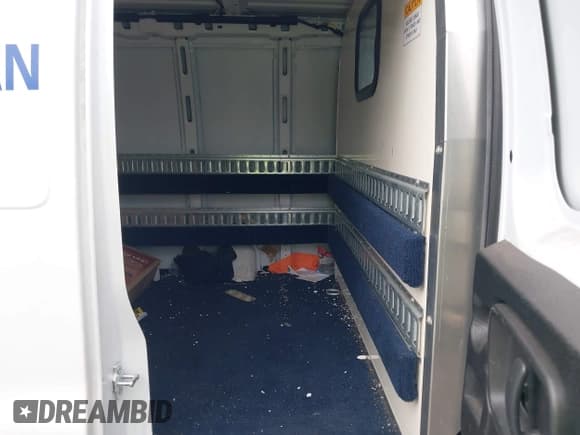 ✅ 2019 Chevrolet Express Cargo • VIN: 1GCWGAFP8K1370495 • Лот: 42692818. Опубликован ранее на IAAI с пробегом 73 398 миль. Бесплатный доступ к архиву аукционных продаж из США и подробный отчёт об истории автомобиля на DreamBid. Изображение 8.