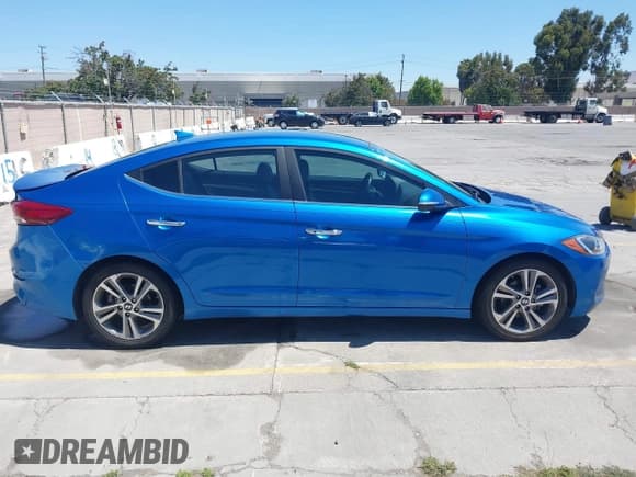✅ 2017 Hyundai Elantra Value Edition • VIN: 5NPD84LF5HH078435 • Lot: 42878522. Listed on IAAI with 103,821 mi. Free auction sales archive from the USA and detailed vehicle history report at DreamBid. Image 13.