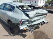 ✅ 2025 Kia K4 GT-Line Turbo • VIN: 3KPFW4DC8SE059070 • Lot: 43186306. Wystawiony na IAAI z przebiegiem 9 235 mil. Bezpłatny archiwum sprzedaży aukcyjnych z USA i szczegółowy raport historii pojazdu na DreamBid. Zdjęcie 6.