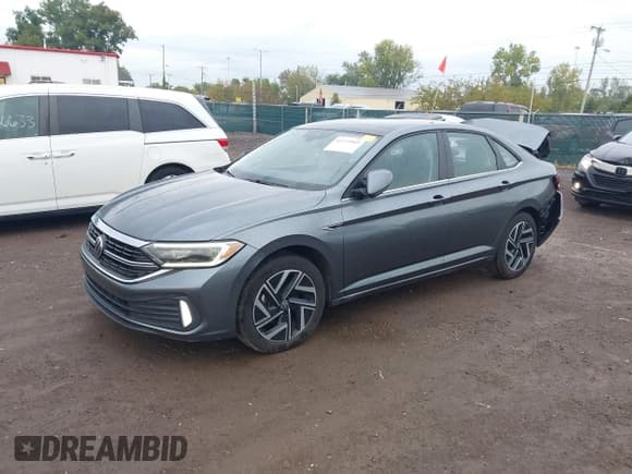 ✅ 2022 Volkswagen Jetta SEL • VIN: 3VWGM7BU9NM024925 • Lot: 43274969. Wystawiony na IAAI z przebiegiem 33 541 mil. Bezpłatny archiwum sprzedaży aukcyjnych z USA i szczegółowy raport historii pojazdu na DreamBid. Zdjęcie 17.