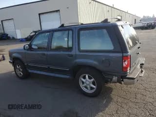 ✅ 1994 Ford Explorer Eddie Bauer • VIN: 1FMDU34X7RUB79993 • Lot: 79817114. Wystawiony na Copart z przebiegiem 52 934 mil. Bezpłatny archiwum sprzedaży aukcyjnych z USA i szczegółowy raport historii pojazdu na DreamBid. Zdjęcie 2.