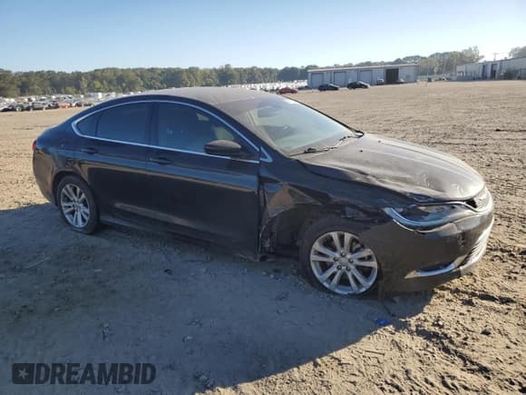✅ 2015 Chrysler 200 Limited • VIN: 1C3CCCAB8FN644819 • Лот: 86092175. Опубликован ранее на Copart с пробегом 91 797 миль. Бесплатный доступ к архиву аукционных продаж из США и подробный отчёт об истории автомобиля на DreamBid. Изображение 4.