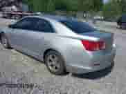 2015 Chevrolet Malibu LS z VIN 1G11A5SL1FF109555, wystawiony jako IAAI lot #42606008 z przebiegiem 114 727 mil mil oraz . Historia ofert i sprzedaży dostępna na DreamBid. Obrazek 3.