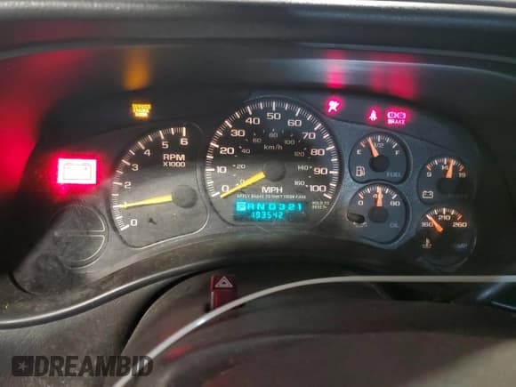 ✅ 2000 Chevrolet Silverado 1500 • VIN: 1GCEK19V3YE218601 • Lot: 90668255. Wystawiony na Copart z przebiegiem 193 542 mil. Bezpłatny archiwum sprzedaży aukcyjnych z USA i szczegółowy raport historii pojazdu na DreamBid. Zdjęcie 9.