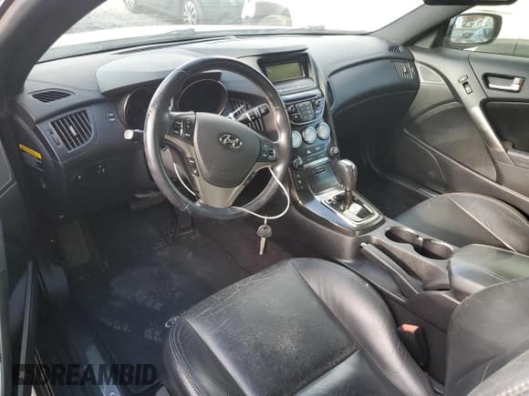 ✅ 2013 Hyundai Genesis Coupe Premium • VIN: KMHHT6KD7DU108641 • Lot: 89649125. Wystawiony na Copart z przebiegiem 87 317 mil. Bezpłatny archiwum sprzedaży aukcyjnych z USA i szczegółowy raport historii pojazdu na DreamBid. Zdjęcie 8.