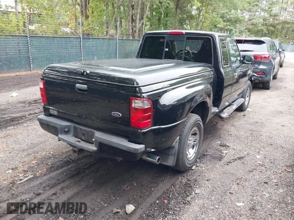 ✅ 2004 Ford Ranger XL • VIN: 1FTYR14U74PB17700 • Lot: 43332282. Listed on IAAI with 207,605 mi. Free auction sales archive from the USA and detailed vehicle history report at DreamBid. Image 4.