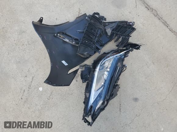 ✅ 2024 Lexus ES 350 • VIN: 58ADZ1B14RU176370 • Лот: 72067155. Опубликован ранее на Copart с пробегом 19 671 миль. Бесплатный доступ к архиву аукционных продаж из США и подробный отчёт об истории автомобиля на DreamBid. Изображение 12.