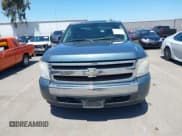 ✅ 2007 Chevrolet Silverado 1500 1LT • VIN: 2GCEC13J671716942 • Lot: 42616878. Wystawiony na IAAI z przebiegiem 229 113 mil. Bezpłatny archiwum sprzedaży aukcyjnych z USA i szczegółowy raport historii pojazdu na DreamBid. Zdjęcie 13.