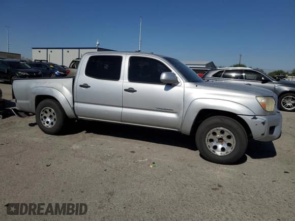 ✅ 2012 Toyota Tacoma • VIN: 5TFJX4CN3CX016400 • Лот: 64426385. Опубликован ранее на Copart с пробегом 138 322 миль. Бесплатный доступ к архиву аукционных продаж из США и подробный отчёт об истории автомобиля на DreamBid. Изображение 4.