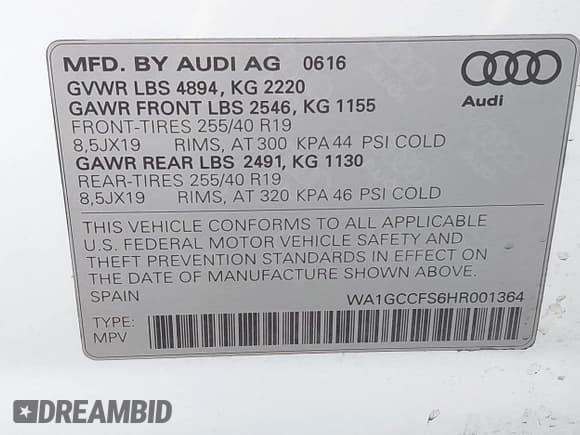 ✅ 2017 Audi Q3 Prestige • VIN: WA1GCCFS6HR001364 • Lot: 42120140. Listed on IAAI with 99,170 mi. Free auction sales archive from the USA and detailed vehicle history report at DreamBid. Image 9.