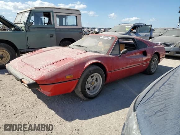✅ 1978 Ferrari 308 • VIN: F106AS25365 • Lot: 74530644. Wystawiony na Copart z przebiegiem Nie podano. Bezpłatny archiwum sprzedaży aukcyjnych z USA i szczegółowy raport historii pojazdu na DreamBid. Zdjęcie 1.