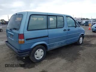 ✅ 1992 Ford Aerostar • VIN: 1FMDA11U3NZA03284 • Lot: 43688125. Wystawiony na IAAI z przebiegiem Nie podano. Bezpłatny archiwum sprzedaży aukcyjnych z USA i szczegółowy raport historii pojazdu na DreamBid. Zdjęcie 4.