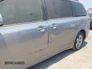 ✅ 2014 Toyota Sienna LE AAS • VIN: 5TDKK3DC6ES442682 • Lot: 42271110. Listed on IAAI with 158,785 mi. Free auction sales archive from the USA and detailed vehicle history report at DreamBid. Image 6.