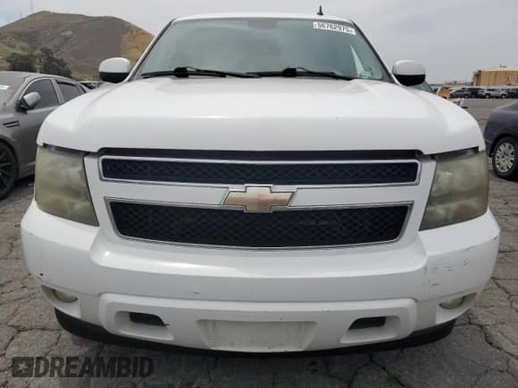 2010 Chevrolet Suburban LT с VIN 1GNUCJE02AR229968, выставлен на аукционе Copart как лот 56762975 с пробегом 305 863 миль миль и Списание • Salvage title. История ставок и продаж доступна на DreamBid. Изображение 5.