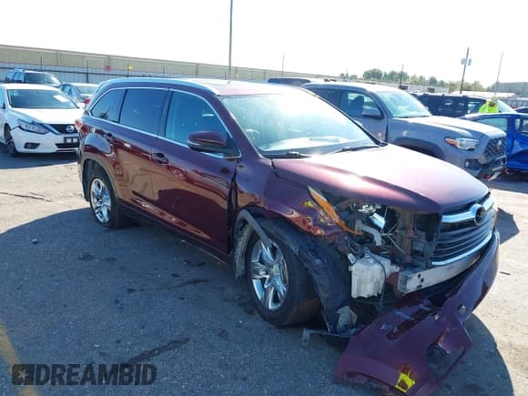 ✅ 2014 Toyota Highlander Limited • VIN: 5TDYKRFHXES013602 • Lot: 43761878. Listed on IAAI with 198,737 mi. Free auction sales archive from the USA and detailed vehicle history report at DreamBid. Image 1.