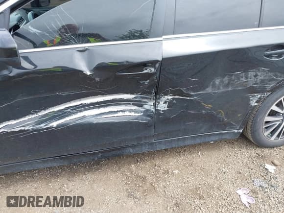 ✅ 2019 Subaru Legacy Premium • VIN: 4S3BNAF67K3027757 • Lot: 42316039. Listed on IAAI with 151,670 mi. Free auction sales archive from the USA and detailed vehicle history report at DreamBid. Image 6.