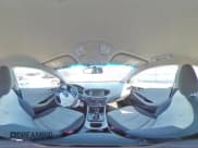 ✅ 2019 Hyundai Ioniq Blue • VIN: KMHC65LC6KU119063 • Lot: 78653434. Wystawiony na Copart z przebiegiem 89 568 mil. Bezpłatny archiwum sprzedaży aukcyjnych z USA i szczegółowy raport historii pojazdu na DreamBid. Zdjęcie 13.