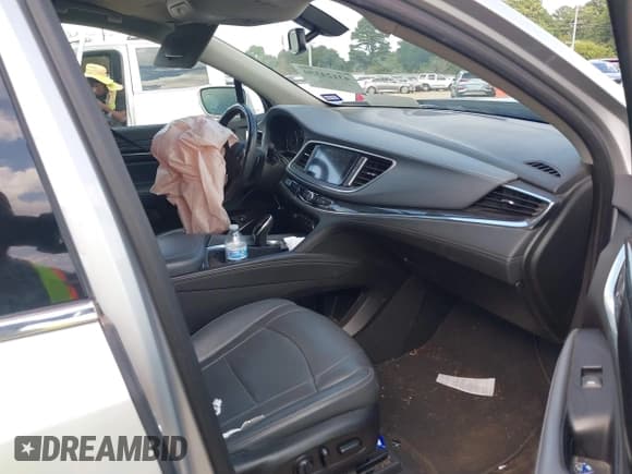 ✅ 2019 Buick Enclave Essence • VIN: 5GAERBKW9KJ188489 • Лот: 43124350. Опубликован ранее на IAAI с пробегом 101 495 миль. Бесплатный доступ к архиву аукционных продаж из США и подробный отчёт об истории автомобиля на DreamBid. Изображение 5.