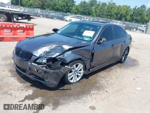 ✅ 2007 BMW 3 Series 328i • VIN: WBAVA37537NL12930 • Lot: 42805195. Listed on IAAI with Not provided. Free auction sales archive from the USA and detailed vehicle history report at DreamBid. Image 17.