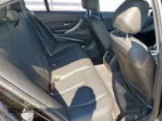 ✅ 2017 BMW 3 Series 320i • VIN: WBA8E1G59HNU15339 • Лот: 71464125. Опубликован ранее на Copart с пробегом 116 095 миль. Бесплатный доступ к архиву аукционных продаж из США и подробный отчёт об истории автомобиля на DreamBid. Изображение 10.