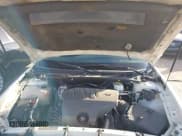 ✅ 2003 Buick LeSabre Custom • VIN: 1G4HP52K334125948 • Lot: 43704597. Wystawiony na IAAI z przebiegiem 125 484 mil. Bezpłatny archiwum sprzedaży aukcyjnych z USA i szczegółowy raport historii pojazdu na DreamBid. Zdjęcie 10.