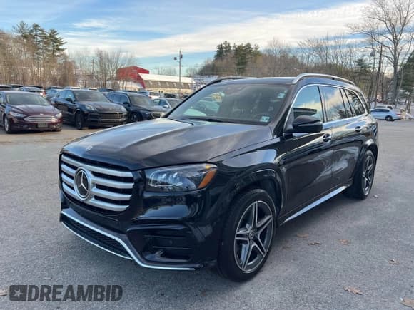 ✅ 2024 Mercedes-Benz GLS 450 • VIN: 4JGFF5KE4RB100324 • Lot: 43882662. Wystawiony na IAAI z przebiegiem 85 365 mil. Bezpłatny archiwum sprzedaży aukcyjnych z USA i szczegółowy raport historii pojazdu na DreamBid. Zdjęcie 2.