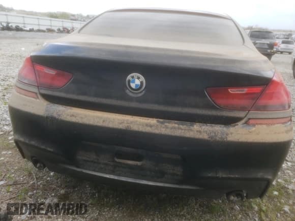✅ 2018 BMW 6 Series 640i xDrive • VIN: WBA6D2C55JGT73459 • Lot: 52456475. Wystawiony na Copart z przebiegiem Nie podano. Bezpłatny archiwum sprzedaży aukcyjnych z USA i szczegółowy raport historii pojazdu na DreamBid. Zdjęcie 6.