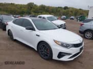 ✅ 2019 Kia Optima SX • VIN: 5XXGW4L22KG323758 • Lot: 43458308. Wystawiony na IAAI z przebiegiem 132 841 mil. Bezpłatny archiwum sprzedaży aukcyjnych z USA i szczegółowy raport historii pojazdu na DreamBid. Zdjęcie 1.