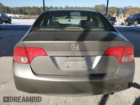 ✅ 2008 Honda Civic LX • VIN: 2HGFA16578H322370 • Lot: 90753885. Wystawiony na Copart z przebiegiem 187 538 mil. Bezpłatny archiwum sprzedaży aukcyjnych z USA i szczegółowy raport historii pojazdu na DreamBid. Zdjęcie 6.