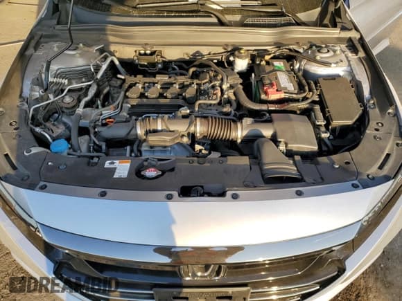 ✅ 2022 Honda Accord Sport • VIN: 1HGCV1F34NA023032 • Lot: 91834025. Wystawiony na Copart z przebiegiem 29 636 mil. Bezpłatny archiwum sprzedaży aukcyjnych z USA i szczegółowy raport historii pojazdu na DreamBid. Zdjęcie 11.