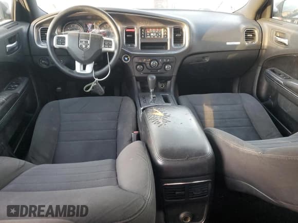 ✅ 2014 Dodge Charger SE • VIN: 2C3CDXBG3EH197743 • Lot: 91448905. Wystawiony na Copart z przebiegiem 147 974 mil. Bezpłatny archiwum sprzedaży aukcyjnych z USA i szczegółowy raport historii pojazdu na DreamBid. Zdjęcie 8.