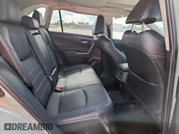 ✅ 2023 Toyota RAV4 XLE Premium • VIN: 2T3C1RFV1PW290434 • Lot: 83866695. Listed on Copart with 44,273 mi. Free auction sales archive from the USA and detailed vehicle history report at DreamBid. Image 11.