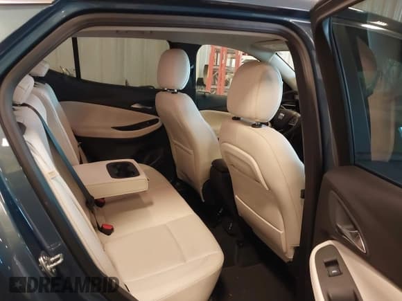 ✅ 2025 Buick Encore GX Preferred • VIN: KL4AMCSL9SB180002 • Lot: 43510565. Listed on IAAI with 5,414 mi. Free auction sales archive from the USA and detailed vehicle history report at DreamBid. Image 8.