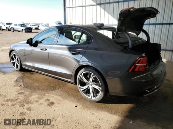 ✅ 2024 Volvo S60 Core Dark Theme • VIN: 7JRL12FK8RG294428 • Lot: 86885625. Listed on Copart with 51,354 mi. Free auction sales archive from the USA and detailed vehicle history report at DreamBid. Image 2.