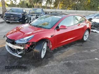 ✅ 2022 Tesla Model 3 Long Range • VIN: 5YJ3E1EB4NF145193 • Lot: 92764085. Wystawiony na Copart z przebiegiem 63 974 mil. Bezpłatny archiwum sprzedaży aukcyjnych z USA i szczegółowy raport historii pojazdu na DreamBid. Zdjęcie 1.