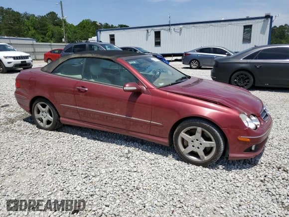 ✅ 2007 Mercedes-Benz CLK 550 • VIN: WDBTK72F57T086396 • Lot: 56446795. Listed on Copart with 176,941 mi. Free auction sales archive from the USA and detailed vehicle history report at DreamBid. Image 4.