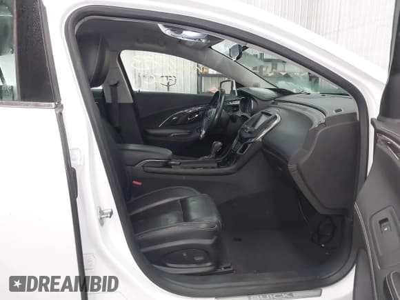 ✅ 2014 Buick LaCrosse Leather • VIN: 1G4GB5GR6EF103076 • Лот: 43277293. Опубликован ранее на IAAI с пробегом 219 420 миль. Бесплатный доступ к архиву аукционных продаж из США и подробный отчёт об истории автомобиля на DreamBid. Изображение 5.