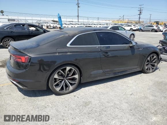 ✅ 2019 Audi RS 5 • VIN: WUAPWAF5XKA907862 • Lot: 58829445. Listed on Copart with 37,408 mi. Free auction sales archive from the USA and detailed vehicle history report at DreamBid. Image 3.