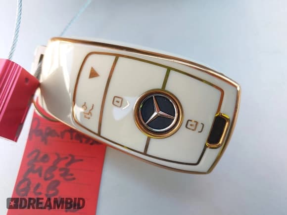 ✅ 2022 Mercedes-Benz GLB 250 • VIN: W1N4M4HB7NW183879 • Lot: 43270714. Wystawiony na IAAI z przebiegiem 41 093 mil. Bezpłatny archiwum sprzedaży aukcyjnych z USA i szczegółowy raport historii pojazdu na DreamBid. Zdjęcie 11.