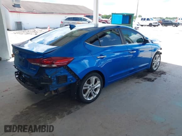 ✅ 2017 Hyundai Elantra SE • VIN: KMHD84LF8HU193791 • Lot: 42759779. Wystawiony na IAAI z przebiegiem 111 344 mil. Bezpłatny archiwum sprzedaży aukcyjnych z USA i szczegółowy raport historii pojazdu na DreamBid. Zdjęcie 4.