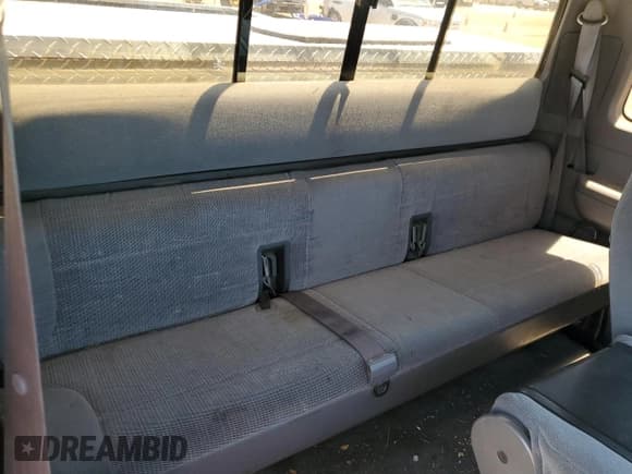 ✅ 1996 Ford F-250 • VIN: 1FTHX26F2TEB40676 • Lot: 57954394. Wystawiony na Copart z przebiegiem 246 330 mil. Bezpłatny archiwum sprzedaży aukcyjnych z USA i szczegółowy raport historii pojazdu na DreamBid. Zdjęcie 11.