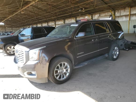 ✅ 2018 GMC Yukon Denali • VIN: 1GKS1CKJ6JR302813 • Lot: 81816415. Wystawiony na Copart z przebiegiem 105 238 mil. Bezpłatny archiwum sprzedaży aukcyjnych z USA i szczegółowy raport historii pojazdu na DreamBid. Zdjęcie 1.