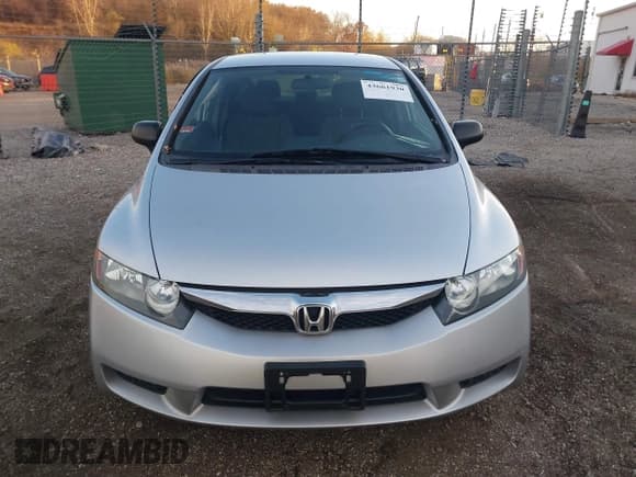 ✅ 2011 Honda Civic DX-VP • VIN: 19XFA1F32BE003426 • Lot: 43661930. Listed on IAAI with 122,432 mi. Free auction sales archive from the USA and detailed vehicle history report at DreamBid. Image 12.