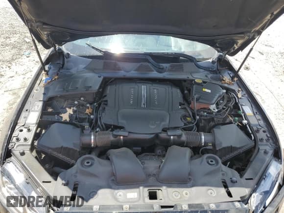 ✅ 2019 Jaguar XJ Supercharged • VIN: SAJWA2GE4KMW22490 • Лот: 57038815. Опубликован ранее на Copart с пробегом 39 602 миль. Бесплатный доступ к архиву аукционных продаж из США и подробный отчёт об истории автомобиля на DreamBid. Изображение 11.