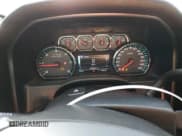 ✅ 2018 Chevrolet Silverado 1500 LT • VIN: 3GCUKREC4JG175223 • Lot: 91443465. Wystawiony na Copart z przebiegiem 162 527 mil. Bezpłatny archiwum sprzedaży aukcyjnych z USA i szczegółowy raport historii pojazdu na DreamBid. Zdjęcie 9.