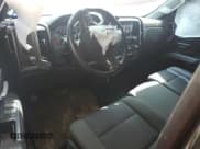 ✅ 2019 Chevrolet Silverado 1500 LT • VIN: 2GCVKPEC5K1177694 • Lot: 68101124. Wystawiony na Copart z przebiegiem 52 372 mil. Bezpłatny archiwum sprzedaży aukcyjnych z USA i szczegółowy raport historii pojazdu na DreamBid. Zdjęcie 8.