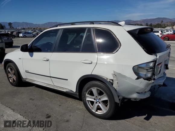 ✅ 2011 BMW X5 35d • VIN: 5UXZW0C58BL657027 • Lot: 69300955. Wystawiony na Copart z przebiegiem 149 844 mil. Bezpłatny archiwum sprzedaży aukcyjnych z USA i szczegółowy raport historii pojazdu na DreamBid. Zdjęcie 2.