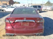 ✅ 2019 Nissan Maxima SL • VIN: 1N4AA6AV3KC367528 • Lot: 43535880. Listed on IAAI with 118,744 mi. Free auction sales archive from the USA and detailed vehicle history report at DreamBid. Image 15.