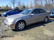 ✅ 2005 Mercedes-Benz C 240 • VIN: WDBRF81J55F631650 • Lot: 45498895. Wystawiony na Copart z przebiegiem 137 699 mil. Bezpłatny archiwum sprzedaży aukcyjnych z USA i szczegółowy raport historii pojazdu na DreamBid. Zdjęcie 1.