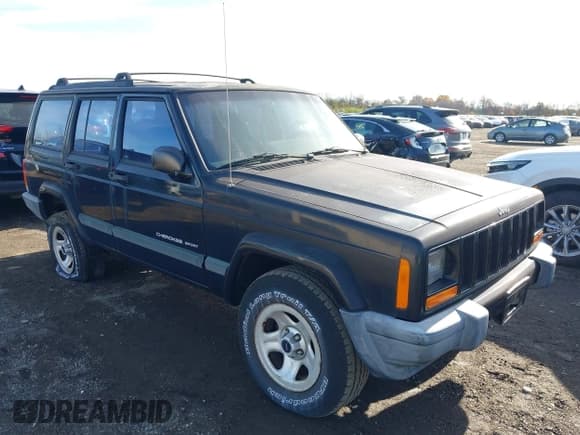✅ 2000 Jeep Cherokee • VIN: 1J4FF48S9YL203916 • Lot: 43690585. Listed on IAAI with 230,001 mi. Free auction sales archive from the USA and detailed vehicle history report at DreamBid. Image 1.